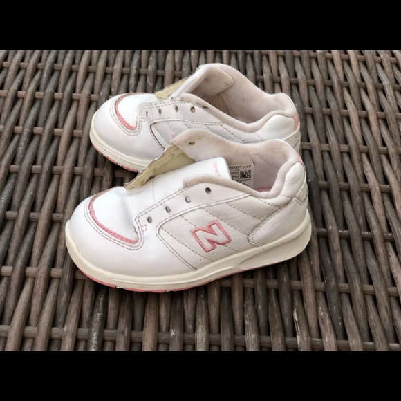 New balance baby girl shoes - Picture 5 of 7